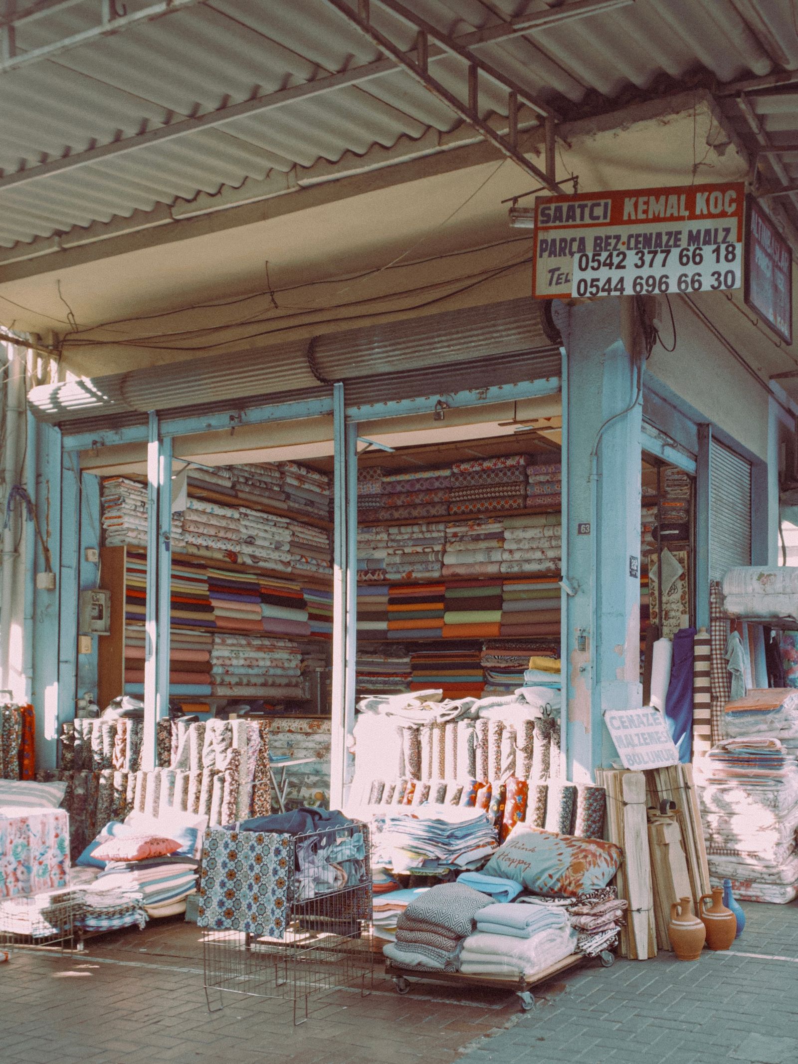 Archive photograph of the original Liverpool market stall or early trading days (black and white acceptable)